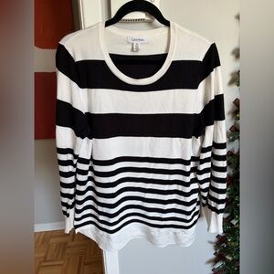 Calvin Klein White and Black sweater size large